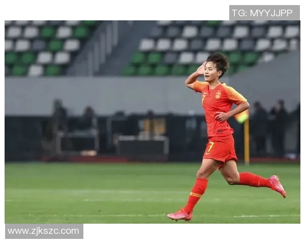 从男孩到女足明星的传奇转变故事揭秘